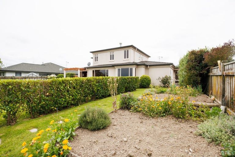Photo of property in 144 Pacific Drive, Fitzherbert, Palmerston North, 4410