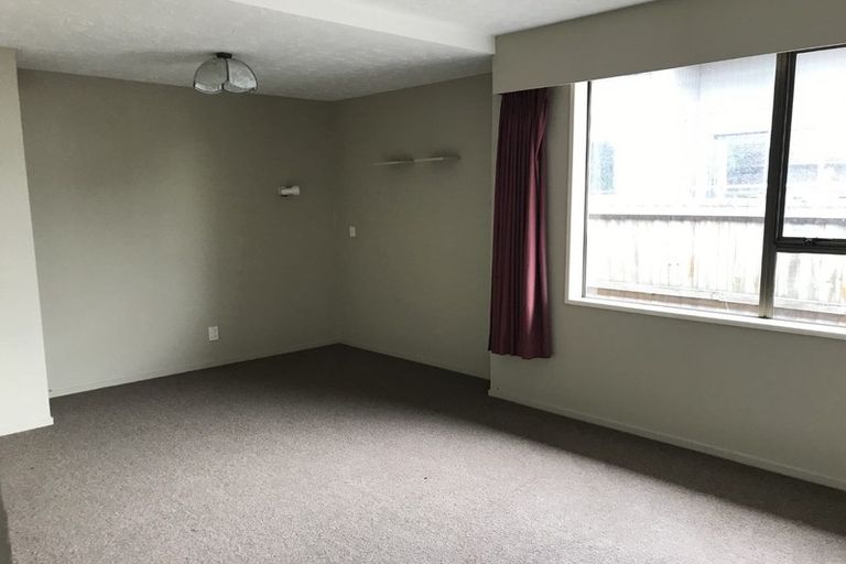 Photo of property in 741 Main North Road, Belfast, Christchurch, 8051