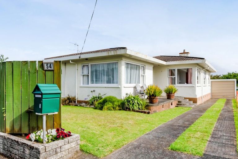 Photo of property in 54 Young Street, New Plymouth, 4310