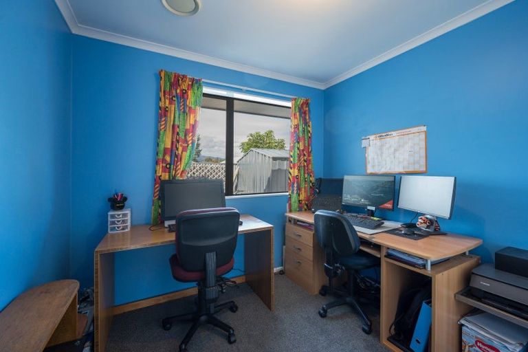 Photo of property in 16 Franklyn Close, Wakefield, 7025