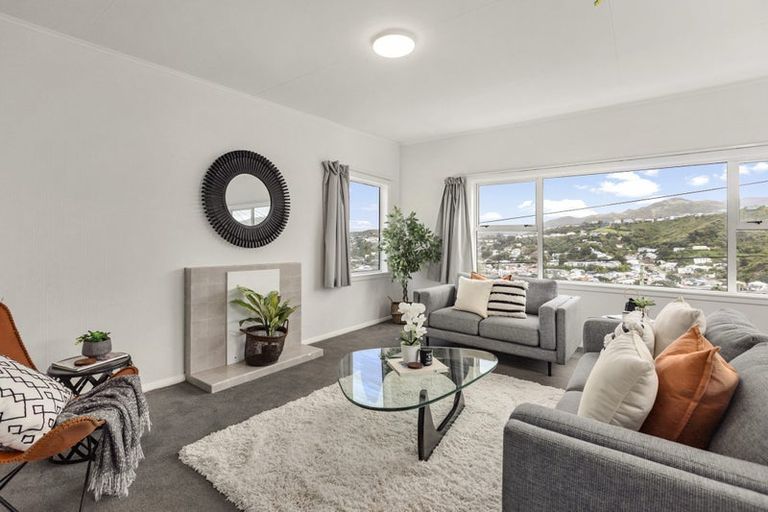 Photo of property in 6 Carlisle Street, Island Bay, Wellington, 6023