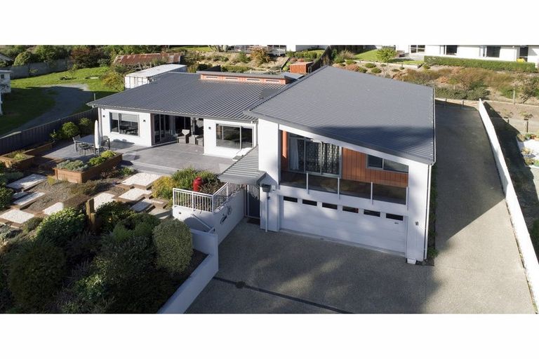 Photo of property in 241 The Ridgeway, Stoke, Nelson, 7011