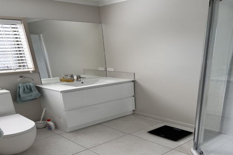 Photo of property in 14 Putaka Place, Papamoa Beach, Papamoa, 3118