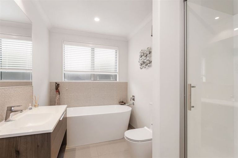 Photo of property in 16 Muirhill Street, Halswell, Christchurch, 8025