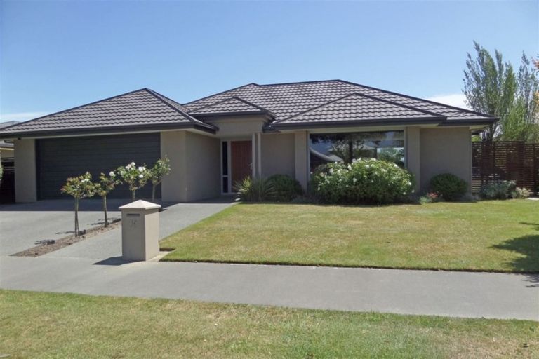 Photo of property in 15 Mcmahon Drive, Aidanfield, Christchurch, 8025
