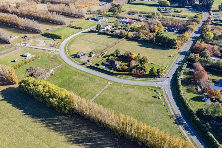 Photo of property in 21 Cricklewood Close, Woodend, 7691