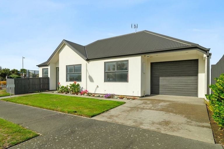 Photo of property in 52 Sioux Avenue, Wigram, Christchurch, 8042