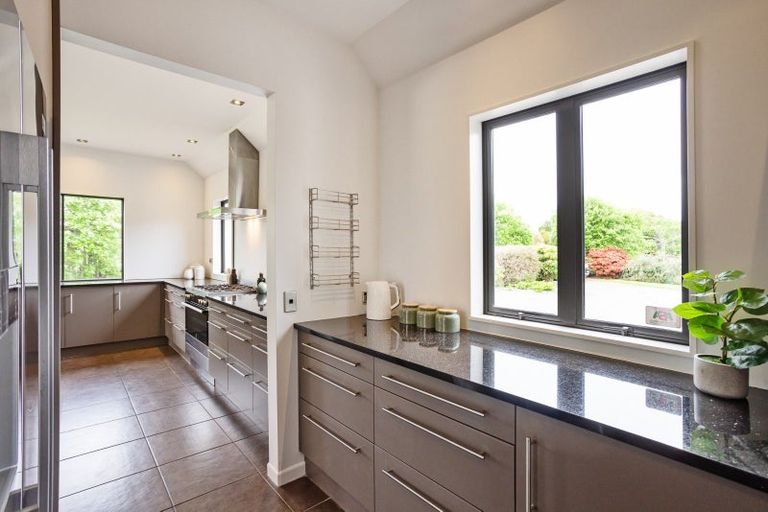 Photo of property in 146 Oreti Road, Otatara, Invercargill, 9879