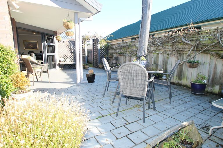 Photo of property in 15 Silverstream Drive, Mosgiel, 9024