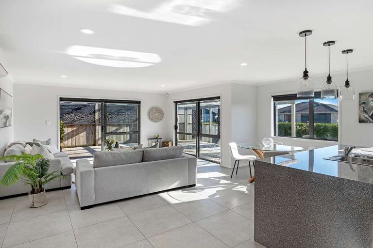 Photo of property in 15 Buckingham Place, Springvale, Whanganui, 4501