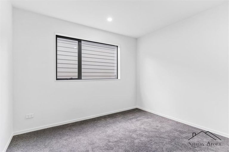 Photo of property in 16 Combat Street, Papakura, 2110