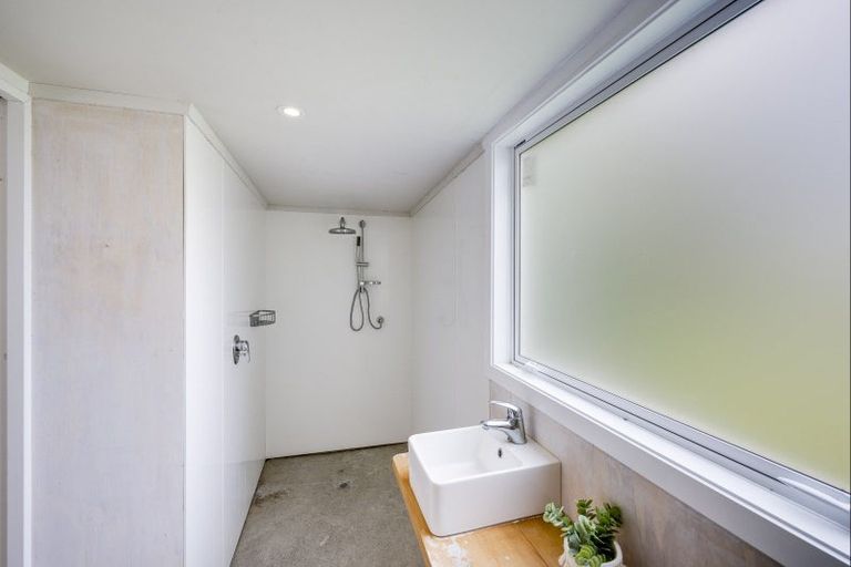 Photo of property in 106 Tiakitai Road, Waimarama, Havelock North, 4294