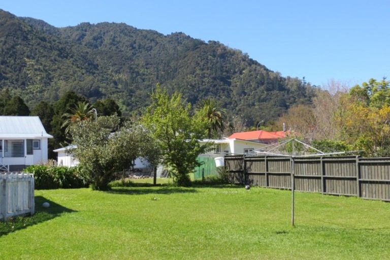 Photo of property in 14 Farmer Street, Te Aroha, 3320
