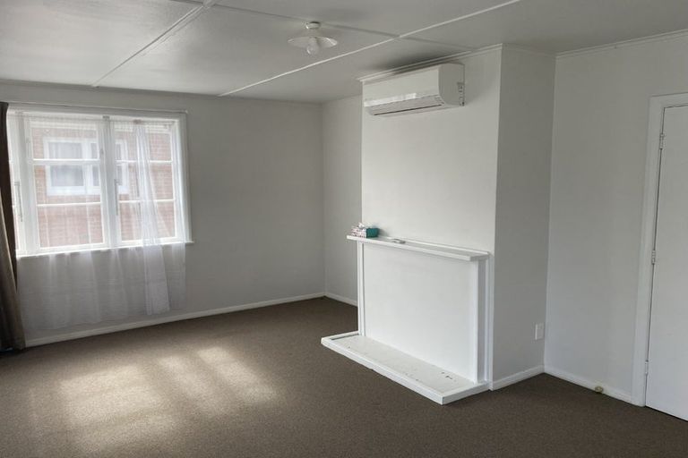 Photo of property in 49 Naenae Road, Naenae, Lower Hutt, 5011