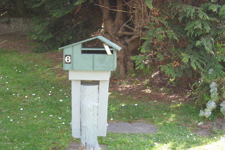 Photo of property in 6 Bledisloe Crescent, Wainuiomata, Lower Hutt, 5014