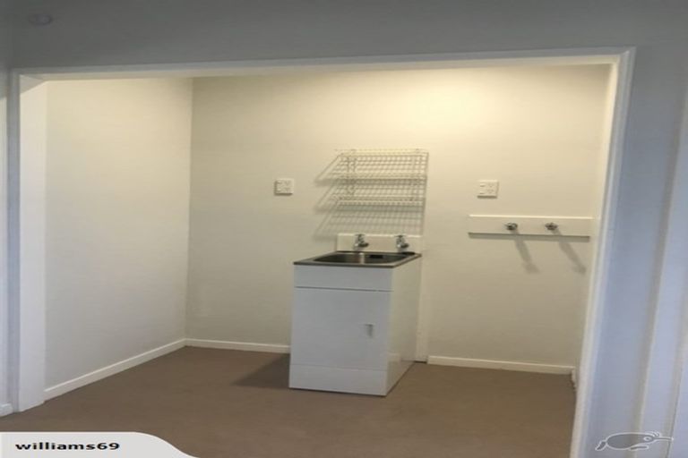 Photo of property in 2/6 Neill Street, Hornby, Christchurch, 8042