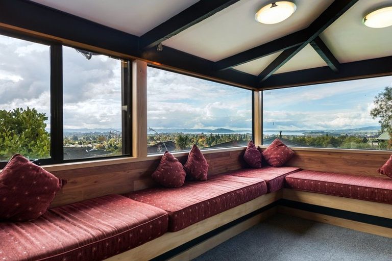 Photo of property in 24 Exeter Place, Tihiotonga, Rotorua, 3015