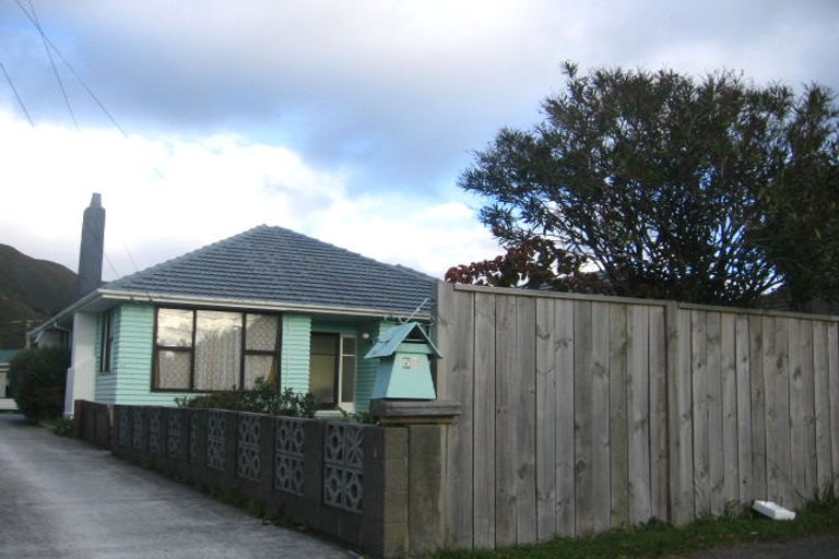 Photo of property in 52 Waiwhetu Road, Waiwhetu, Lower Hutt, 5010