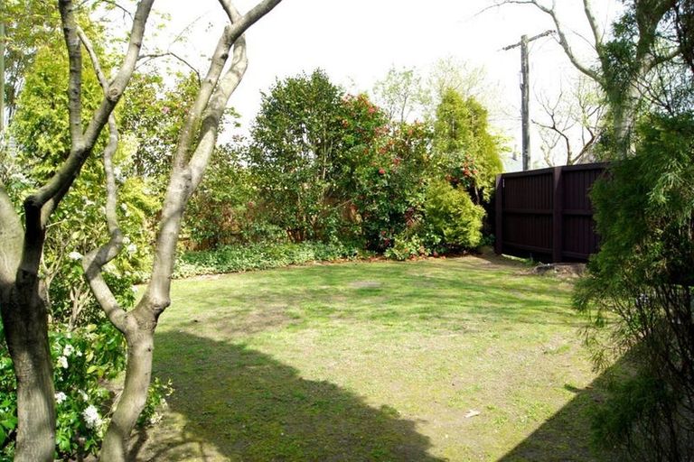 Photo of property in 10 Oakhurst Place, Russley, Christchurch, 8042