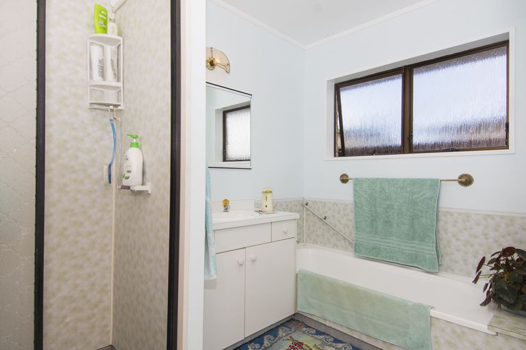 Photo of property in 63a Pemberton Crescent, Greerton, Tauranga, 3112