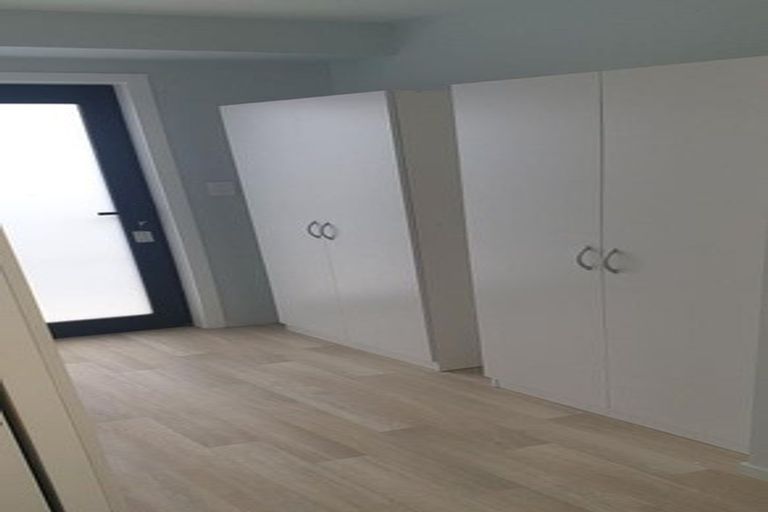 Photo of property in 65 York Street, Picton, 7220