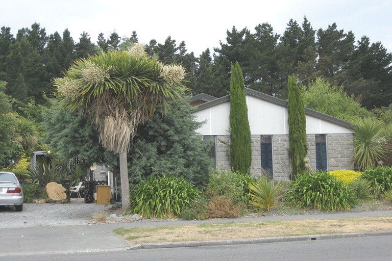 Photo of property in 454 Bower Avenue, Parklands, Christchurch, 8083
