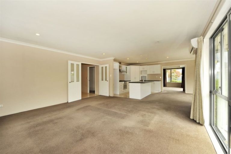 Photo of property in 27 Te Pihopa Way, Aidanfield, Christchurch, 8025