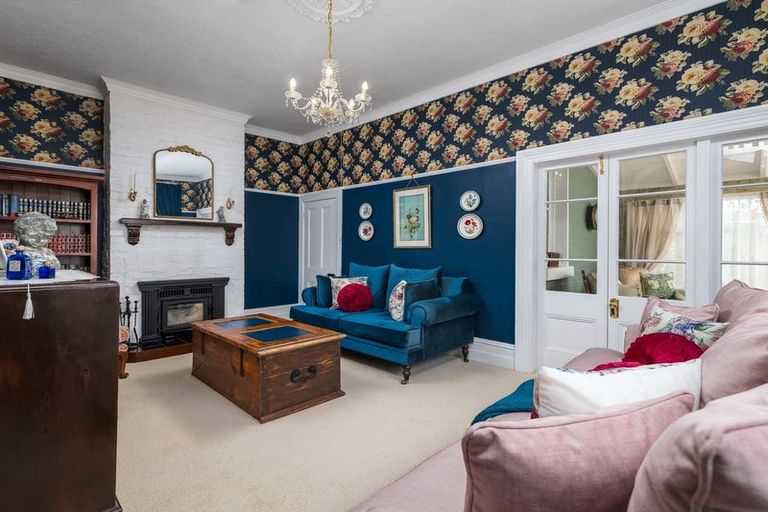 Photo of property in 14 Exeter Street, Waimate, 7924