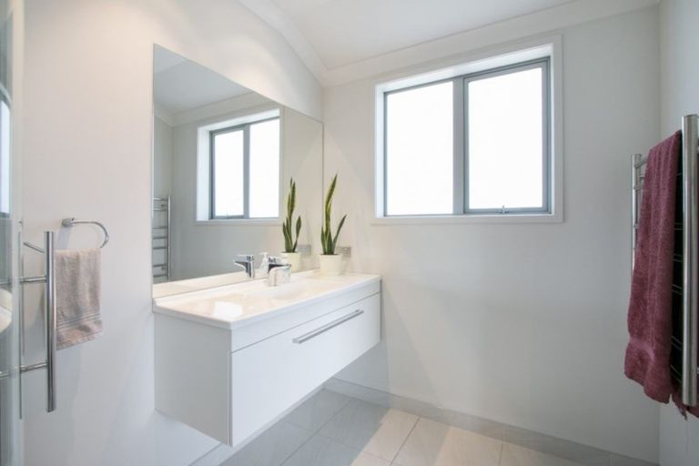 Photo of property in 5 Riverside Place, Katikati, 3129