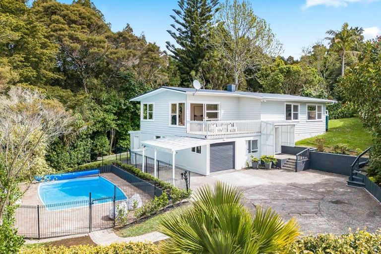 Photo of property in 35 Mcdowell Crescent, Hillcrest, Auckland, 0627