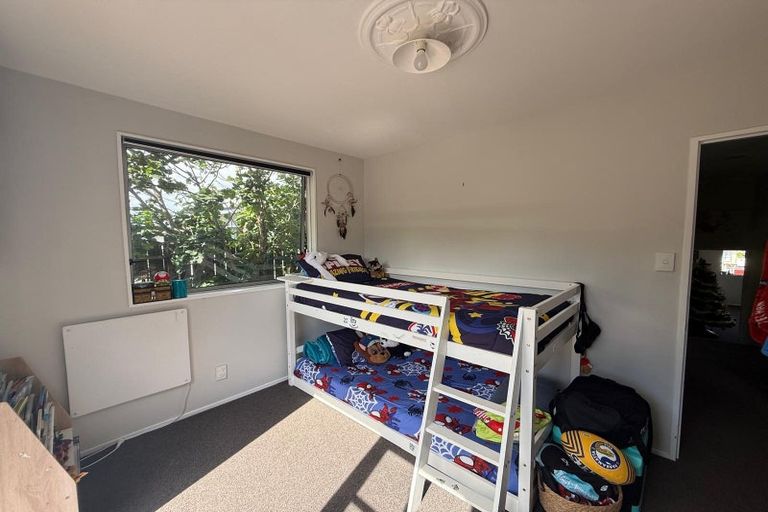 Photo of property in 141 Conclusion Street, Ascot Park, Porirua, 5024