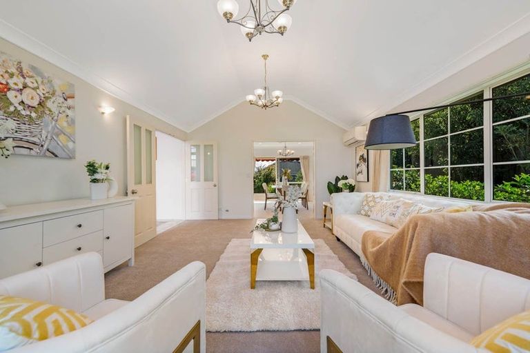 Photo of property in 10 Limerick Place, Dannemora, Auckland, 2016