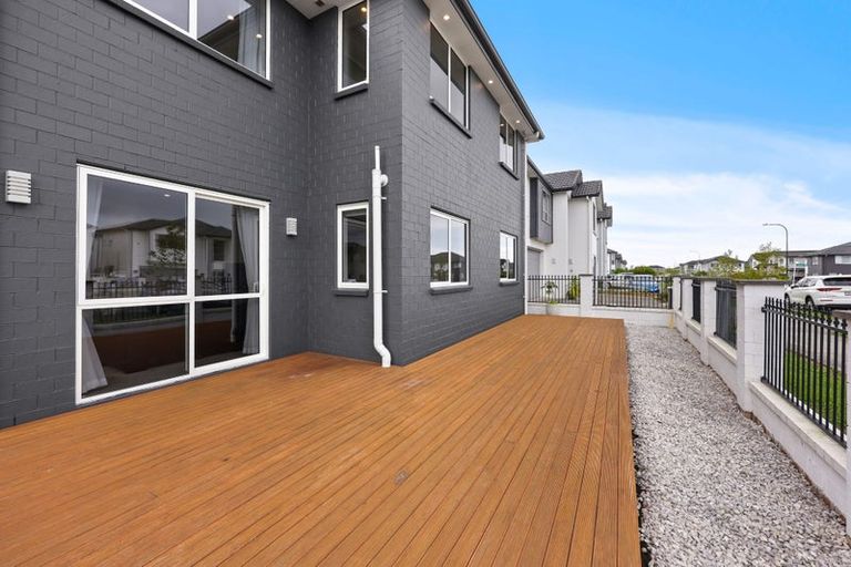 Photo of property in 19 Horsefields Drive, Flat Bush, Auckland, 2019