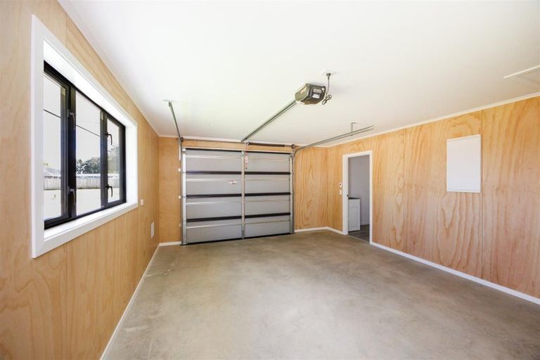 Photo of property in 166b Bridge Street, Bulls, 4818