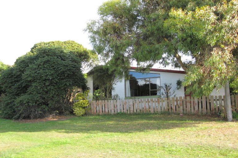 Photo of property in 20 Stirling Street, Kakanui, Oamaru, 9495