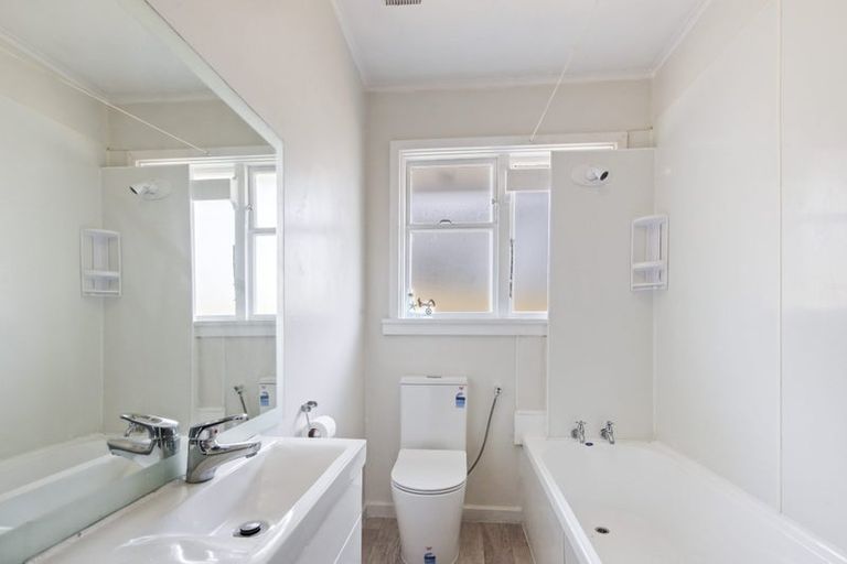 Photo of property in 2/217 Barrington Street, Somerfield, Christchurch, 8024