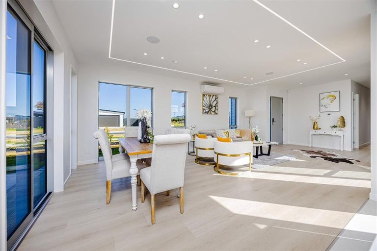 Photo of property in 20 Kakano Street, Clevedon, 2582