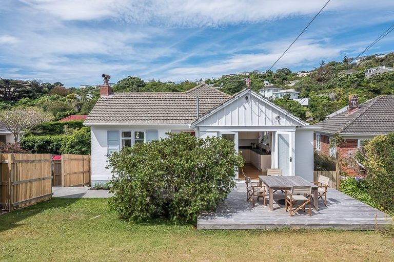 Photo of property in 139 Campbell Street, Karori, Wellington, 6012