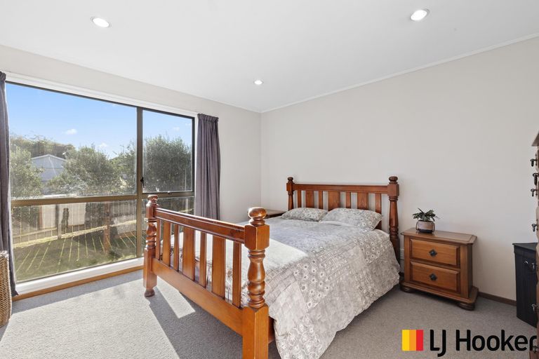 Photo of property in 3 Campbell Street, Waiuku, 2123