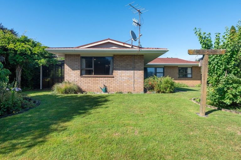 Photo of property in 8 Wychwood Crescent, Springfield, Rotorua, 3015