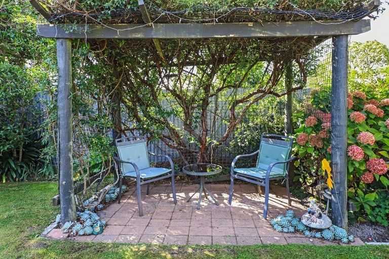 Photo of property in 3/508 Saint Aubyn, Hastings, 4122