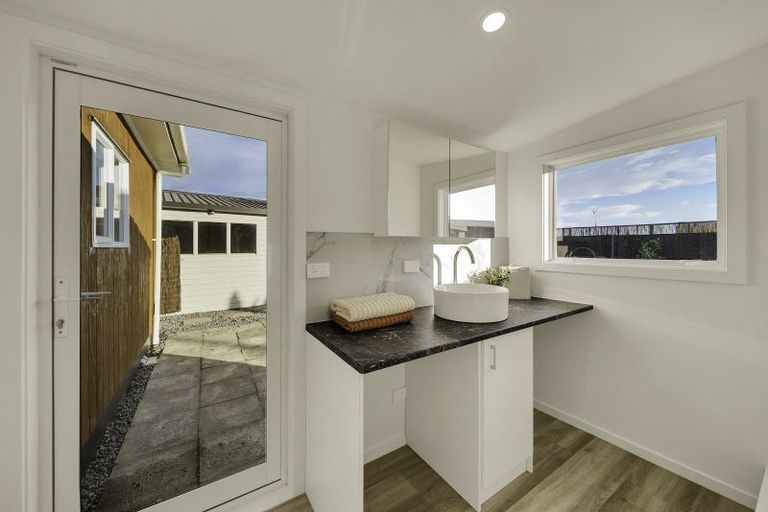 Photo of property in 15 Roberts Road, Hei Hei, Christchurch, 8042