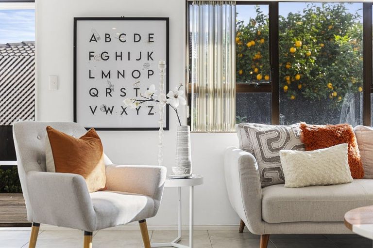 Photo of property in 1/5 Golfland Drive, Golflands, Auckland, 2013