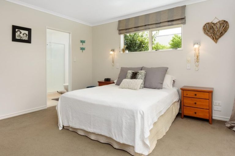 Photo of property in 49 Carlsberg Place, Papamoa Beach, Papamoa, 3118