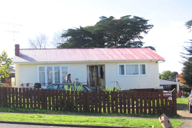 Photo of property in 37 Christmas Road, Manurewa, Auckland, 2102