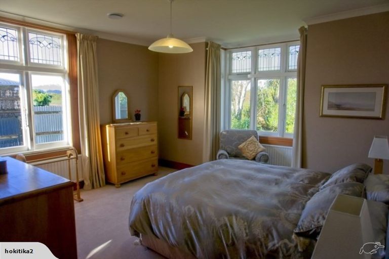 Photo of property in 102 Gibson Quay, Hokitika, 7810