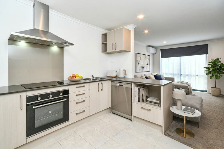 Photo of property in 11 Saddleback Crescent, Papakura, 2110