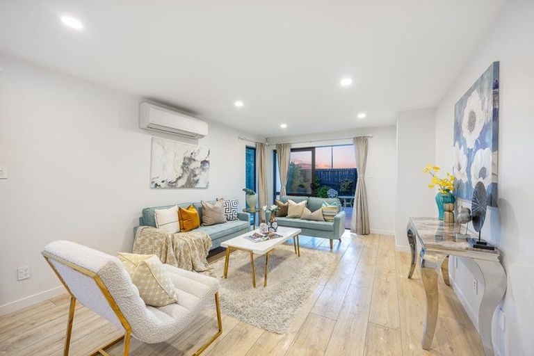 Photo of property in 2 James Mcleod Way, Silverdale, 0932