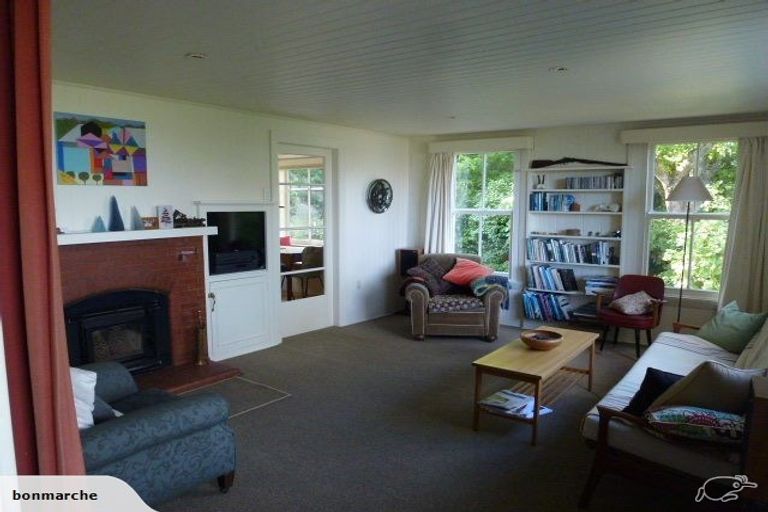 Photo of property in 74 Main Road, Governors Bay, Lyttelton, 8971