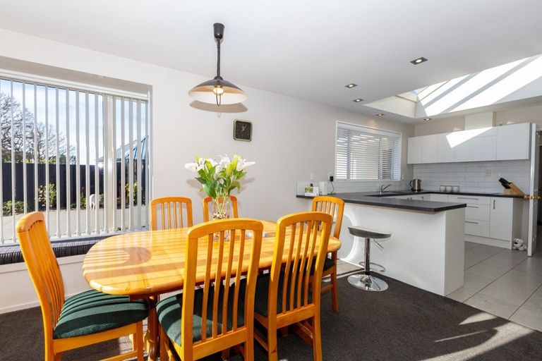 Photo of property in 2 Forest Drive, Parklands, Christchurch, 8083